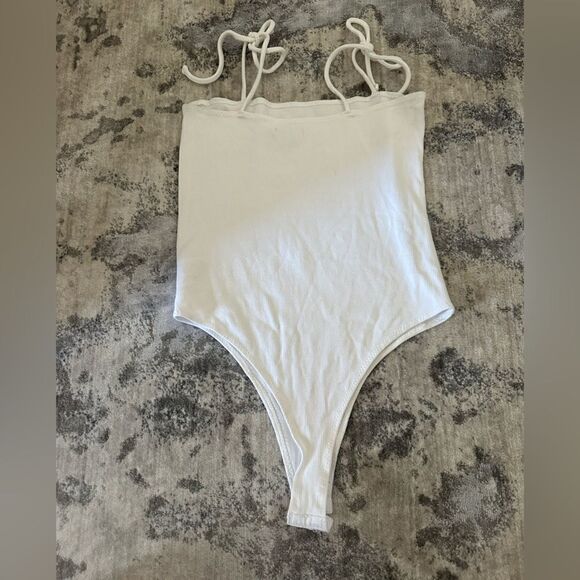 AMUSE SOCIETY White Ribbed Bow Bodysuit - Picture 5 of 5